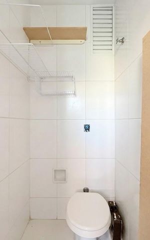 Apartamento à venda com 60m², 2 quartos e 1 vaga Apartamento à venda com 60m², 2 quartos e 1 vagaBanheiro de Serviço