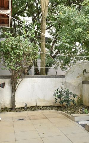 Casa para alugar com 240m², 4 quartos e 2 vagasQuintal