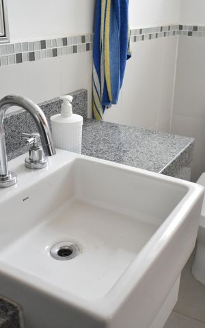 Casa para alugar com 240m², 4 quartos e 2 vagasEdícula (Suíte)