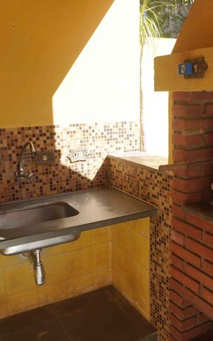 Casa de condomínio à venda com 390m², 4 quartos e 6 vagasChurrasqueira