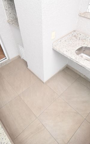 Apartamento à venda com 67m², 2 quartos e 2 vagasSacada com Churrasqueira