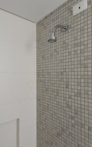 Apartamento à venda com 67m², 2 quartos e 2 vagasBanheiro da Suíte 2