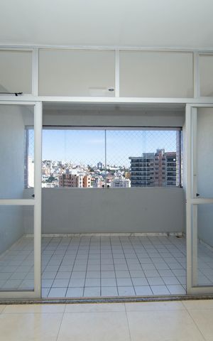 Apartamento à venda com 80m², 3 quartos e 1 vagaVARANDA