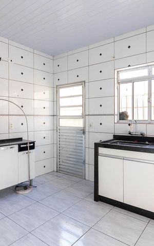 Casa à venda com 100m², 2 quartos e 1 vagaCozinha