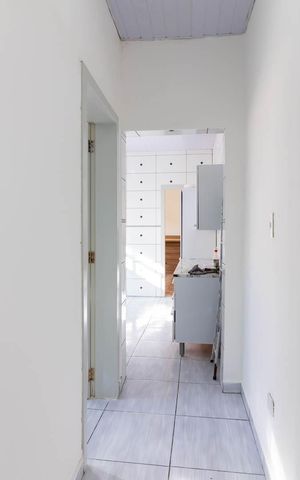 Casa à venda com 100m², 2 quartos e 1 vagaCorredor Central
