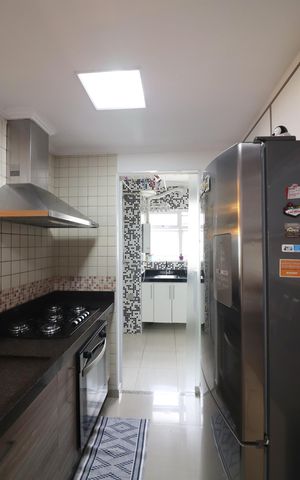 Apartamento à venda com 104m², 2 quartos e 2 vagasCozinha 
