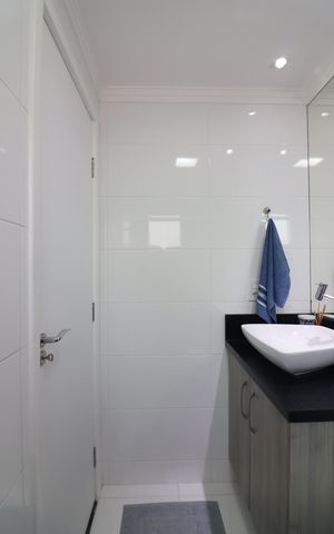 Apartamento à venda com 104m², 2 quartos e 2 vagasQuarto 2 - Suíte Banheiro 