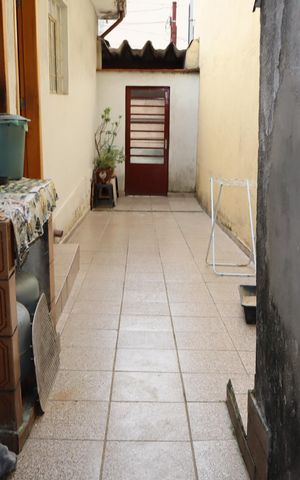 Casa à venda com 130m², 3 quartos e 1 vagaÁrea de serviço