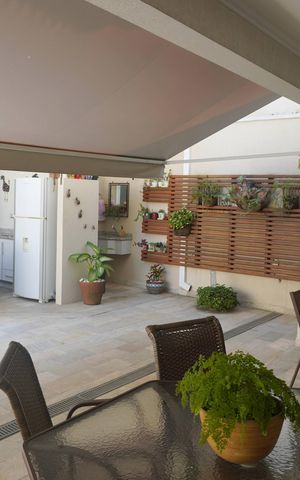 Casa de condomínio à venda com 401m², 4 quartos e 4 vagasÁrea Externa