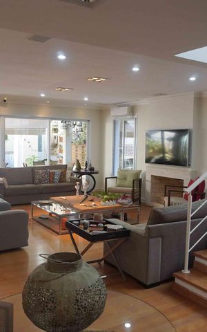 Casa de condomínio à venda com 401m², 4 quartos e 4 vagasSala de Estar
