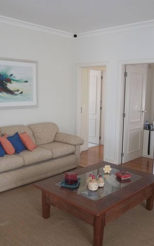 Casa de condomínio à venda com 401m², 4 quartos e 4 vagasSala