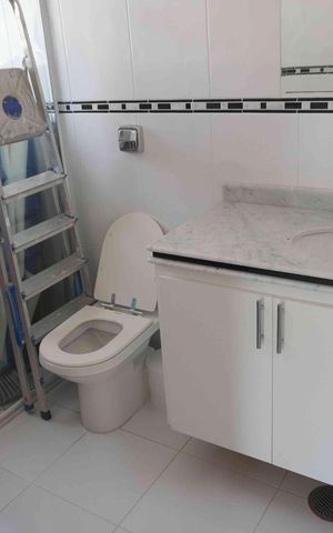 Casa de condomínio à venda com 401m², 4 quartos e 4 vagasBanheiro da Suíte 2