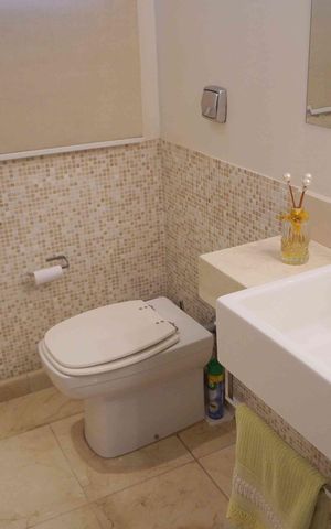 Casa de condomínio à venda com 401m², 4 quartos e 4 vagasLavabo