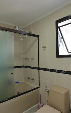Apartamento à venda com 150m², 3 quartos e 2 vagasBanheiro da Suíte