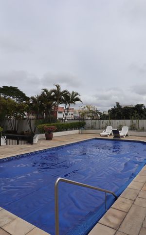 Apartamento à venda com 150m², 3 quartos e 2 vagasÁrea Comum - Piscina