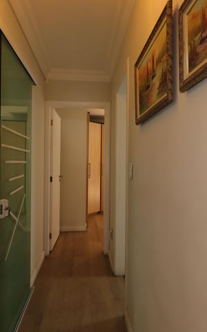 Apartamento à venda com 150m², 3 quartos e 2 vagasCorredor