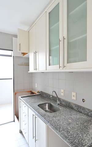Apartamento à venda com 61m², 2 quartos e 2 vagasCozinha
