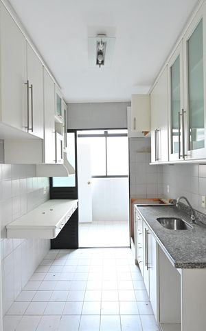 Apartamento à venda com 61m², 2 quartos e 2 vagasCozinha