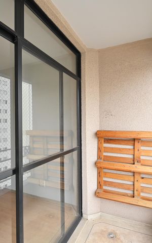 Apartamento à venda com 61m², 2 quartos e 2 vagasVaranda