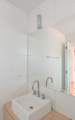 Apartamento à venda com 61m², 2 quartos e 2 vagasBanheiro Social