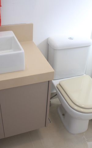 Apartamento à venda com 89m², 2 quartos e 2 vagasBanheiro da Suíte 1