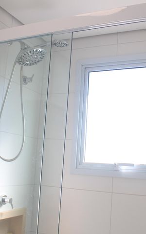 Apartamento à venda com 89m², 2 quartos e 2 vagasBanheiro da Suíte 1