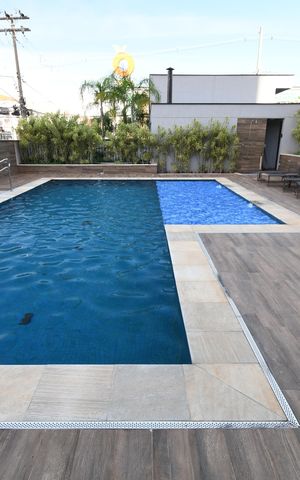 Apartamento à venda com 79m², 2 quartos e 2 vagasÁrea comum - Piscina