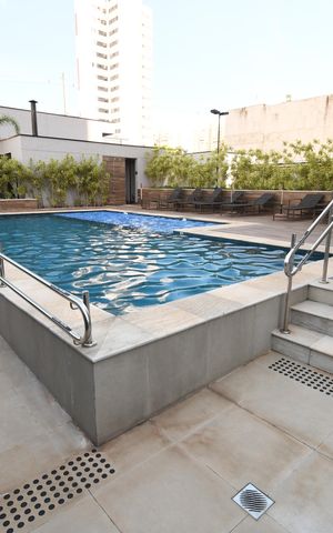 Apartamento à venda com 79m², 2 quartos e 2 vagasÁrea comum - Piscina