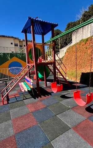 Apartamento para alugar com 46m², 2 quartos e 1 vaga Apartamento para alugar com 46m², 2 quartos e 1 vagaÁrea comum - Playground
