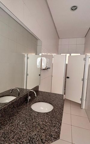 Apartamento para alugar com 46m², 2 quartos e 1 vaga Apartamento para alugar com 46m², 2 quartos e 1 vagaBanheiro