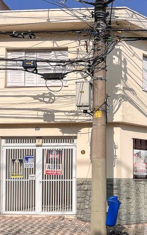 Casa para alugar com 114m², 3 quartos e 1 vagaFachada + plaquinha
