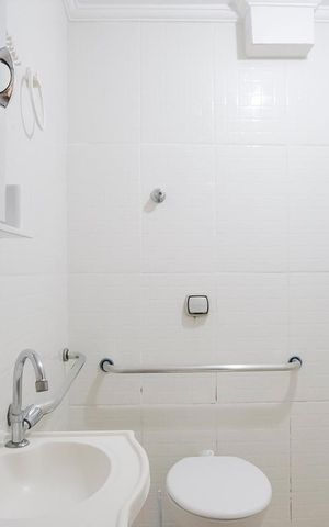 Casa para alugar com 114m², 3 quartos e 1 vagaBanheiro 2
