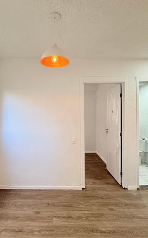 Apartamento para alugar com 32m², 2 quartos e sem vaga Apartamento para alugar com 32m², 2 quartos e sem vagaSala
