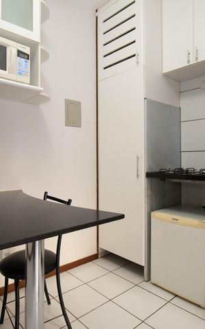 Studio à venda com 26m², 1 quarto e 1 vaga Studio à venda com 26m², 1 quarto e 1 vagaCozinha e Área de Serviço