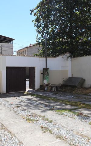 Casa para alugar com 200m², 4 quartos e 4 vagasQuintal