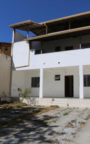 Casa para alugar com 200m², 4 quartos e 4 vagasQuintal