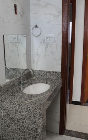 Casa para alugar com 200m², 4 quartos e 4 vagasBanheiro