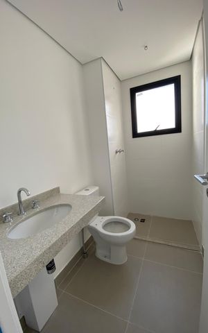 Apartamento para alugar com 84m², 3 quartos e 1 vaga Apartamento para alugar com 84m², 3 quartos e 1 vagaBanheiro da Suíte