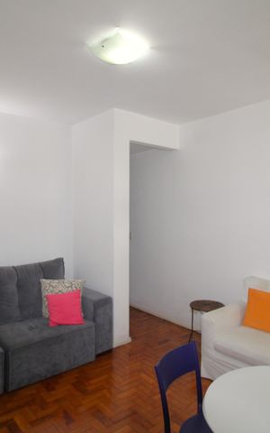Apartamento para alugar com 65m², 2 quartos e 1 vagaSala