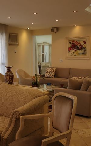 Apartamento à venda com 250m², 4 quartos e 4 vagasSala 