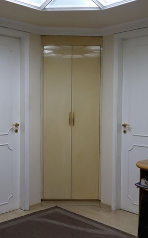 Apartamento à venda com 250m², 4 quartos e 4 vagasHall entre as Suítes 