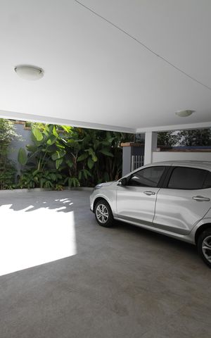 Casa à venda com 291m², 5 quartos e 8 vagasGaragem