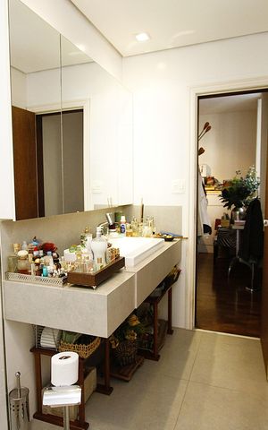 Casa à venda com 291m², 5 quartos e 8 vagasBanheiro da Suíte