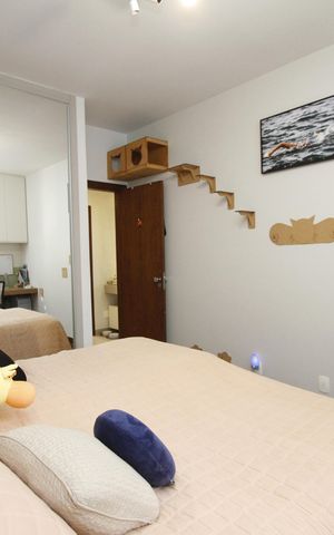 Casa à venda com 291m², 5 quartos e 8 vagasQuarto 2