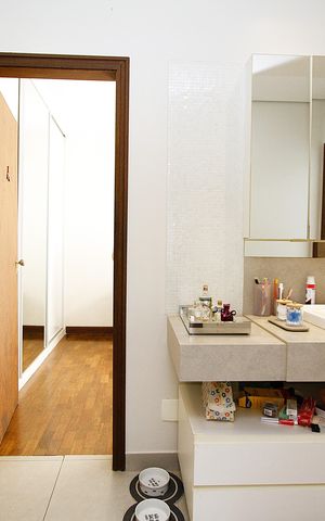 Casa à venda com 291m², 5 quartos e 8 vagasBanheiro Social