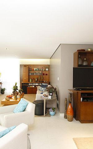 Casa à venda com 291m², 5 quartos e 8 vagasSala