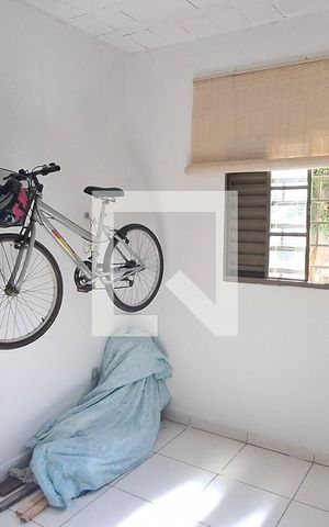 Casa para alugar com 90m², 2 quartos e 3 vagasQuarto