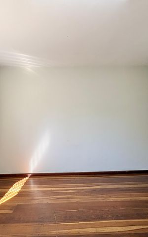 Casa à venda com 230m², 4 quartos e 5 vagas Casa à venda com 230m², 4 quartos e 5 vagasSuíte 1