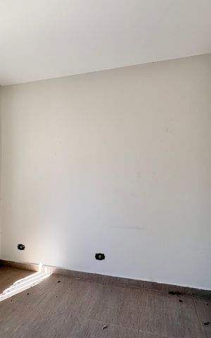 Casa à venda com 230m², 4 quartos e 5 vagas Casa à venda com 230m², 4 quartos e 5 vagasQuarto de Serviço