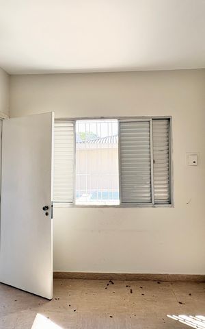 Casa à venda com 230m², 4 quartos e 5 vagas Casa à venda com 230m², 4 quartos e 5 vagasQuarto de Serviço